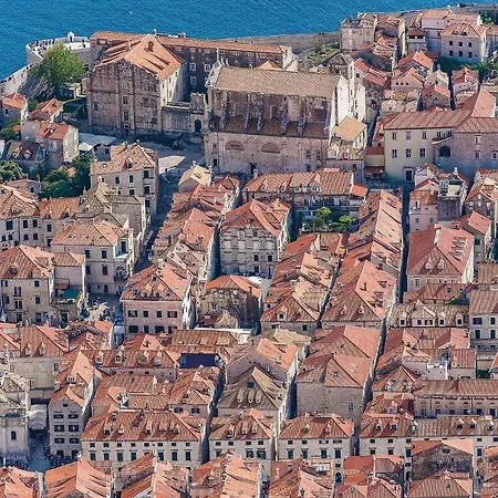 Two-bedroom In Cibaca Cibaca