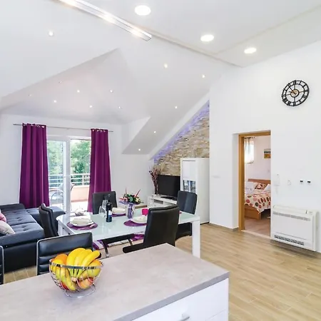 Two-bedroom In Cibaca